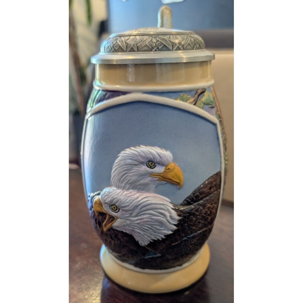 Eagle Relief Beer Stein • Metal Lid • Wildlife Cabin Decor • UMM Finds NorCal